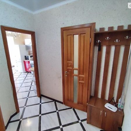 Комфортна Квартира В Жк Сімейний Appartement Vinnytsja Buitenkant foto